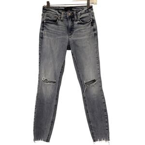 Silver Jeans Co Most Wanted Skinny Light Washed Jeans Size 26